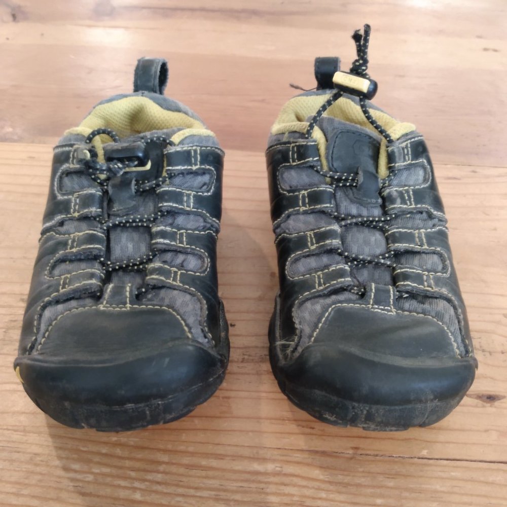 Keen sneakers